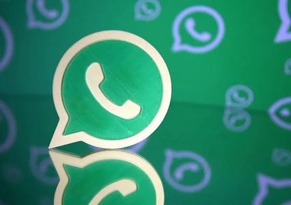 "واتسآب" يفرض قيودا جديدة للحد من انتشار الرسائل المزيفة