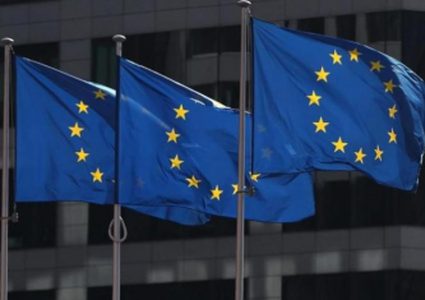 الاتحاد الأوروبي يدعو لرفع العقوبات عن عدة دول في ظل جائحة كورونا