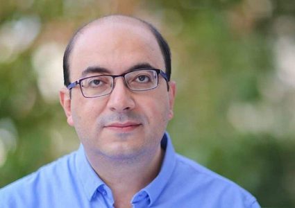 أبو شحادة يطالب بالتحقيق في جرائم شرطة الاحتلال