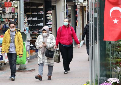 ارتفاع عدد الوفيات بفيروس كورونا في تركيا إلى 812