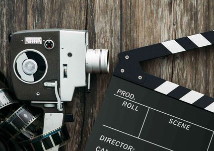 مؤسسة بحرينية تعلن عن مسابقة لصناعة أفلام توثق الحجر المنزلي