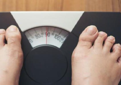 دراسة : الحجر الصحي قد يفاقم مشكلة السمنة