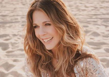 الفنانة الأميركية ريتا ويلسون تعلن إصابتها بمرض سرطان