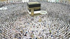 السعودية:قد نعلق صلاة التراويح برمضان إذا استمرت "كورونا"