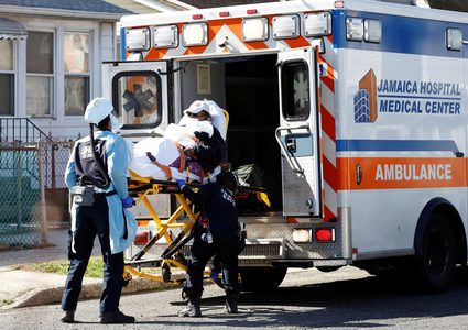 الولايات المتحدة تسجل أعلى حصيلة وفيات بكورونا وتتخطى إيطاليا