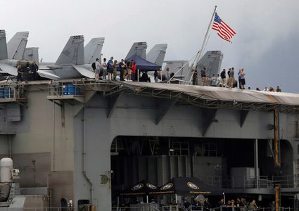 تسجيل 100 إصابة جديدة بكورونا بين طاقم حاملة "ثيودور روزفلت"