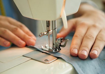 الشرطة تضبط مصنع كمامات غير مرخص جنوبي نابلس