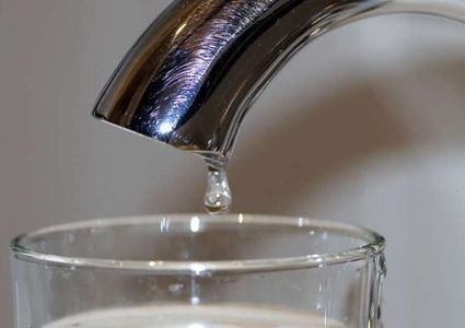 خبراء: لا خوف من مياه الصنبور في ظل جائحة فيروس كورونا