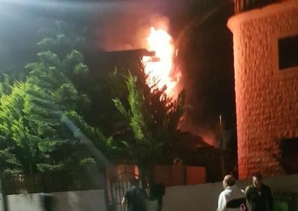 إصابتان بحريق في كفر كنا