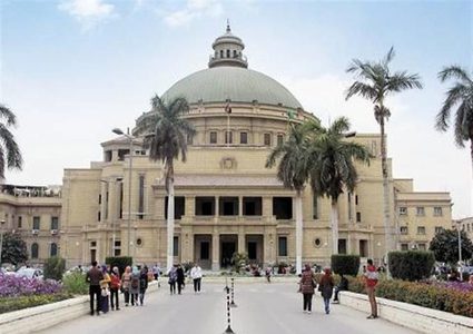 السفارة الفلسطينية بالقاهرة تشكل لجنة طبية لمساعدة الطلبة