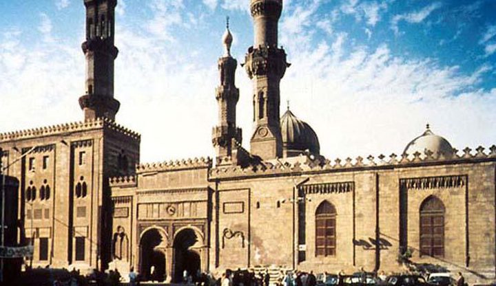 الأزهر يصدر فتوة بحرمة الإساءة لضحايا "كورونا"