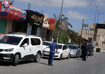 اغلاق 9 محلات تجارية وتوقف مواطنين لمخالفتهم حالة الطوارئ