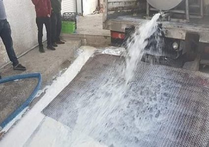 مصنع الصفا يتلف ما يقارب 50 طناً من الحليب