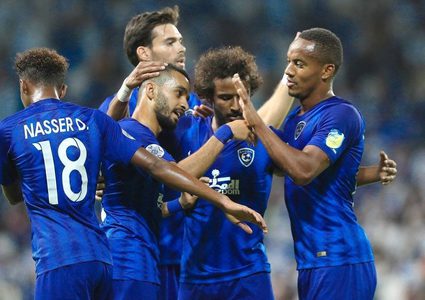 لاعبو الهلال السعودي يخفضون رواتبهم بنسبة 50% بسبب كورونا