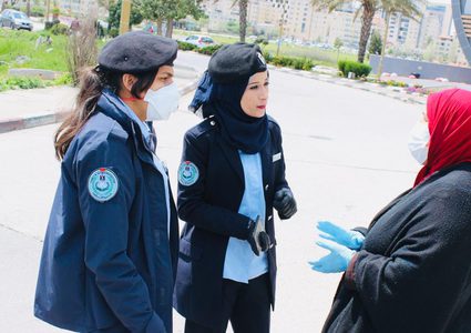 الشرطة النسائية تحث المواطنين على اجراءات الوقاية من فيروس كورونا