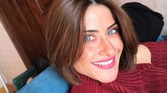 والدة الفنانة هيدي كرم تشعل مواقع التواصل الاجتماعي