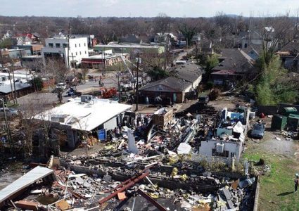 أعاصير الجنوب الأمريكي تقتل ما لا يقل عن 26 شخصًا