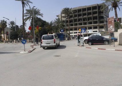 الشرطة تغلق عدد من الطرق الفرعية في جنين