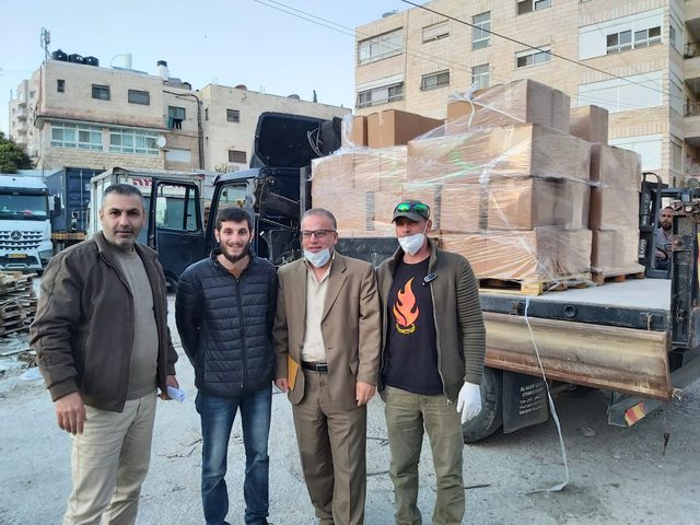 مدد تطلق قافلة إغاثية للمحجورين في قرية بيت سوريك