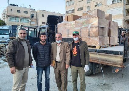 مدد تطلق قافلة إغاثية للمحجورين في قرية بيت سوريك