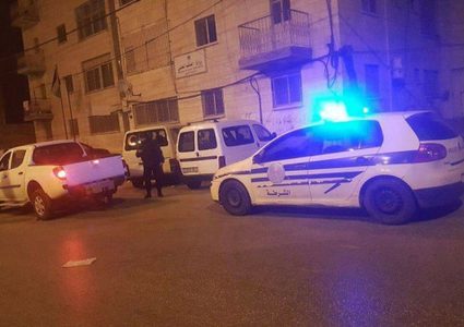 اغلاق 65 محل تجاري وضبط 15 مركبة لمخالفتها حالة الطوارئ