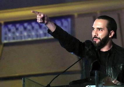 أبو كيلة يهدد بمعاقبة مخالفي قوانين الحظر لمواجهة تفشي كورونا