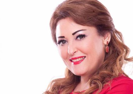 نهال عنبر تطلب الدعاء لشقيقتها