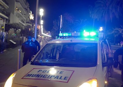 مقتل شخص هاجم أفرادها بسكين في منطقة لا كورنوف شمالي باريس