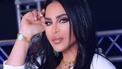 أحلام تحتفل بعيد ميلاد ابنتها