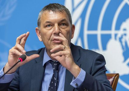 ابو هولي يلتقي مفوض عام الأونروا فيليب لازاريني