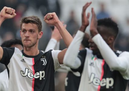 لاعب يوفنتوس يتعافى من فيروس كورونا