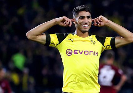 خطة جديدة من دورتموند لضمان بقاء حكيمي