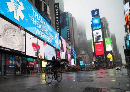 الخارجية: 830 إصابة و39 حالة وفاة و209 حالات تعاف بين جالياتنا