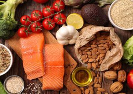 ما هو النظام الغذائي الذي يحمي الدماغ من الخرف؟