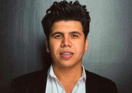 عمر كمال يستعد لاطلاق أغنية "تحِيا للجيش الأبيض"