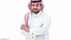 الإعلامي السعودي خالد العقيلي يبكي على الهواء