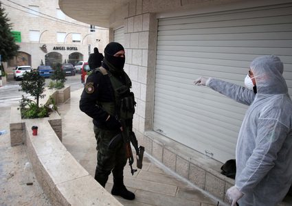 "الوقائي" يضبط مختبرا غير قانوني لصناعة المعسل