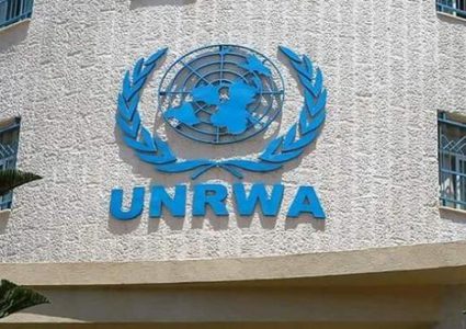 الأونروا تعلن عن خطوط اتصال مجانية لتقديم النصائح الطبية للاجئين
