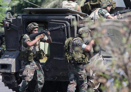 7 قتلى بينهم 5 سوريين برصاص مجهول في لبنان