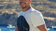 عمرو دياب يدعم دينا الشربيني