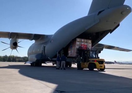 تركيا: ارسال شحنة طبية لاسعاف بريطانيا في مكافحة كورونا