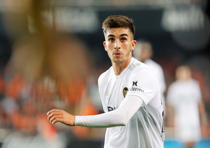 بايرن ميونخ يزاحم الريال وبرشلونة على صفقة هجومية