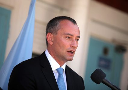 ملادينوف: ضم أجزاء من الضفة يدمر حل الدولتين