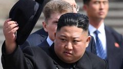 بعد شائعات اختفائه.. زعيم كوريا الشمالية يشكر عمال وموظفين كوريين