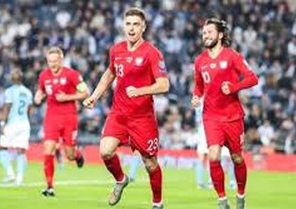 فتح الملاعب في بولندا وتخفف القيود على الرياضة