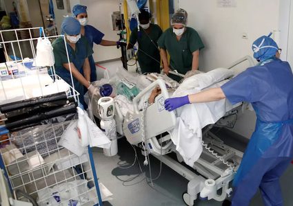 إيطاليا تقرر تخفف تدابير كورونا بقطاعات اقتصادية مطلع مايو