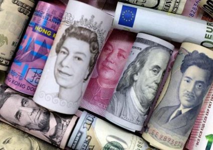 الين يرتفع بعد قرار المركزي الياباني