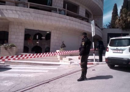 حميد يرفع الإغلاق عن مخيم الدهيشة في بيت لحم