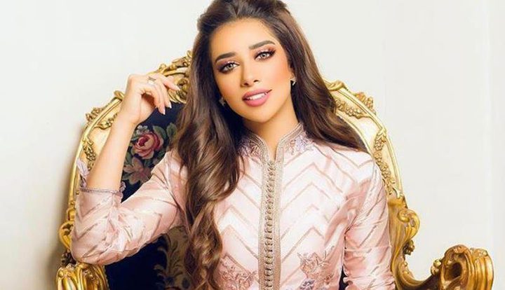 الفنانة اليمنية بلقيس تعد الكوكيز بالشوكولا