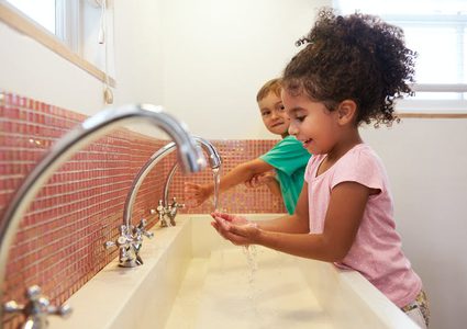 ما هو سبب وفاة الأطفال المصابين بكورونا ؟